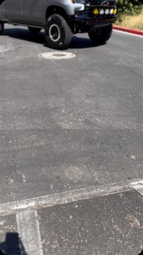 Dirt King® | Scope this super clean Silverado ZR2 we built a while back! See the full parts list below. 𝗙𝗿𝗼𝗻𝘁 𝗦𝘂𝘀𝗽𝗲𝗻𝘀𝗶𝗼𝗻 • Dirt King 4WD long travel... | Instagram