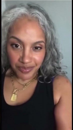 62 Year Old Grandma Goes Viral For Looking Young & Beautiful For Her Age