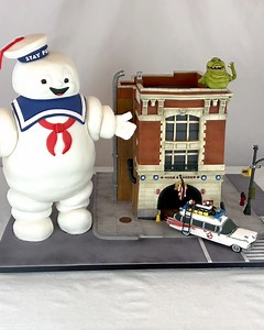 2.4M views · 28K reactions | This cake took 70hrs to complete 臘‍♀️!!! | Samantha Winter | Facebook