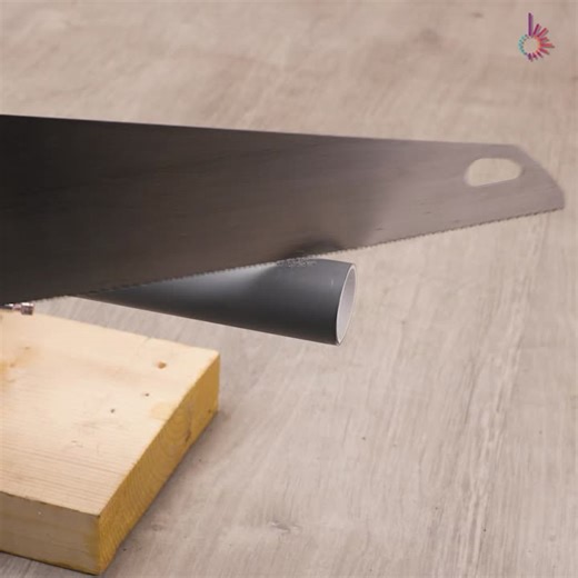 Creative DIY plant watering hack🌱