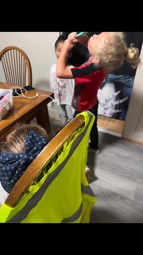 25 reactions · 7 comments | Grand rising everyone. It’s Friday. Another day blessed beyond measure. *volume up* They singing we having waffles 藍 | Joshua McKinnon | Facebook