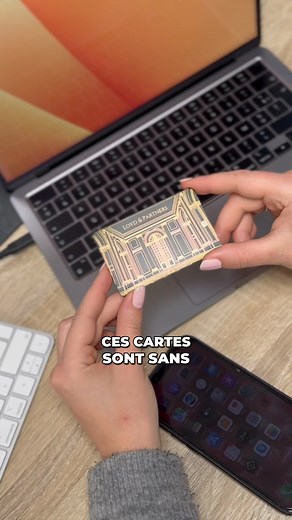 VKARD, la carte de visite premium connectée ✨ Partagez vos informations en une seconde et mettez-les à jour en temps réel ⚡ | VKARD