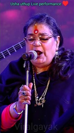 Dum Maro Dum 🎙️❣️ Usha uthup Live Hindi Song Status #shorts #ushauthup