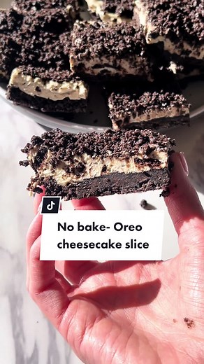 No Bake Oreo Cheesecake Slice Recipe