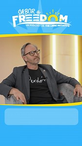 Desde muy pequeño, Nelson Hincapié conoció el significado de la adversidad. Su infancia estuvo marcada por mudanzas constantes, la inestabilidad y un trauma profundo: el abuso por parte de un maestro.  https://bit.ly/4oRhRIW | The LIBRE Initiative | Facebook