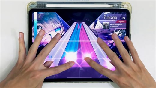 【Arcaea】初见最新魔王曲《Axium Divergence》