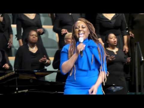 Ledisi Singing "Holy One" At The Hawkins Family Tribute