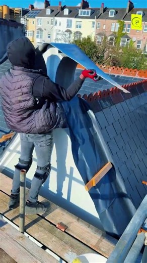 Why Luxury Homes Use Lead Roof? | 100 Years No Leak! 🏠💰