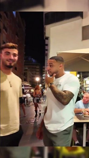 ALICANTE 🇪🇸 The most attractive spanish city during summer nights #shorts