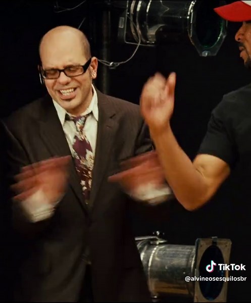 Alvin e os Esquilos: Interrupções Musicais!