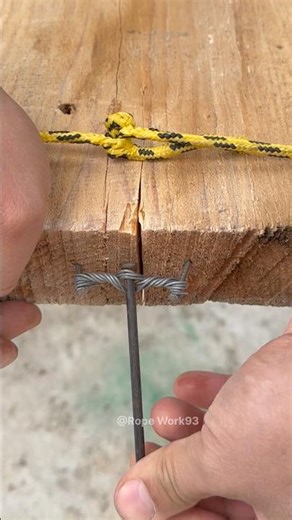 Fix a broken wooden board using just a rope! 😲