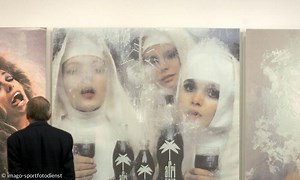 Religiöse Werbung: Engel, Teufel und küssende Nonnen | Sonntags