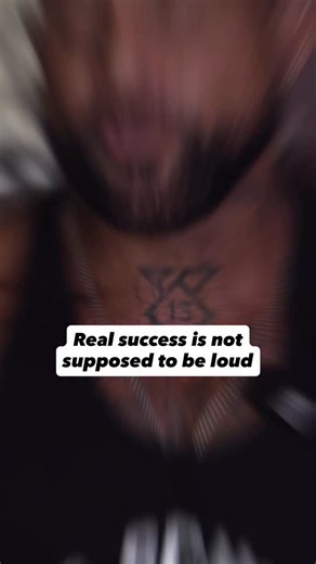 Everybody wants to look successful…but real success is quiet. It’s you showing up to the gym when nobody’s filming. It’s working on your goals when your friends stopped believing. It’s choosing peace over proving something. You don’t need to post every win. Just need to keep stacking them. Stay grounded. Stay focused. The results will make the noise for you. 💪🏽 If this hit home, SHARE it with someone who’s been putting in the quiet work too🔥 | Shaun T