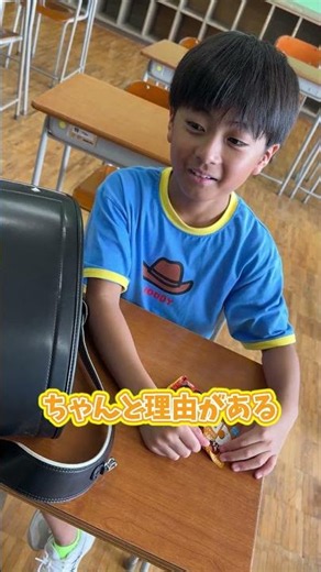 みなくんのためにママからシールをプレゼント！ まりちゃんいずちゃんチャンネル #shorts #シール帳