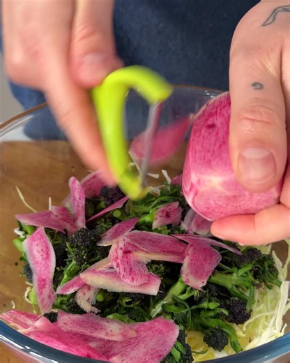 Seasonal Spring Steak Salad from @gulasgrub #steak #salad #spring | Tasty