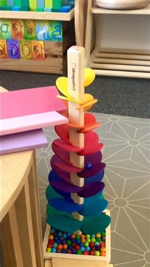 Small Ball Running on the Board | Relaxing Motion & Physics Fun