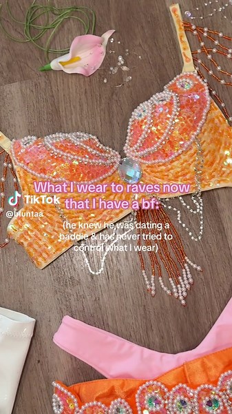 & im not dating a l0zer #raveoutfit #festivaloutfit #raver #edm #sequinset