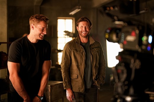 Tracker S03E02 "Leverage": New Justin Hartley, Jensen Ackles Images