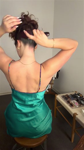 Perfect Prom Hair Inspired by Kat Stratford