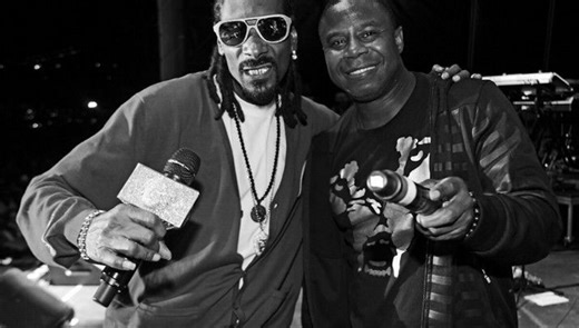 Snoop Dogg x Doug E. Fresh - 'Lodi Dodi' Live At Roots Picnic