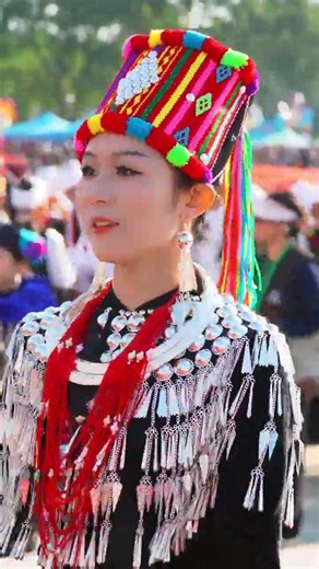 民族舞曲丨景颇族丨魅力云南，欢乐的海洋，目瑙纵歌翩翩起舞！https://yunpinchuhai.com #youtubeshorts #shorts #云品出海 #景颇族