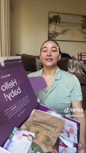 Unboxing Hello Baby Box from Babylist: Review & Insights