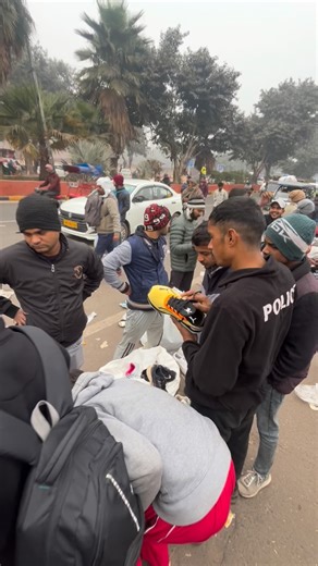 Anuj Kumar on Instagram: "Saste Shoes 👟 @mba_vlogwala #mba_vlogwala . . . . . . #delhi #market #shoes #shoes👟"