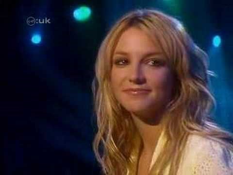 Britney Spears - I'm Not A Girl, Not Yet A Woman (Live)