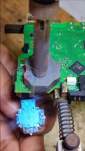 Dual sense, remove the analog stick on the ps5 controller #analog #sticks #dualsense