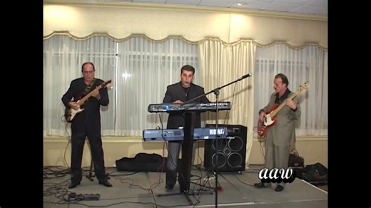 Ashur Bet Sargis -- Sara D'matan - Live | Assyrian and Music