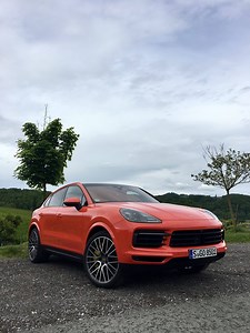 Did you guess the car earlier? It was, of course, the all-new Porsche Cayenne Coupe! Here's a closer look at the lush interior, but you'll have to hit the link to see what we made of it! So... did we give it a fair wow Score? http://bit.ly/FB-Porsche-Cayenne-Coupe-Review | carwow