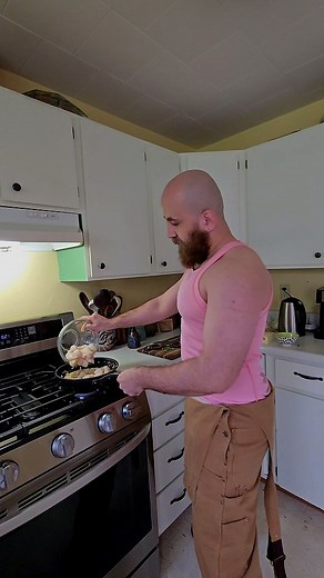 168 reactions · 3 comments | Scallops with garlic and butter 杻  #Scallops #seafood #cooking #baldguy #alaska | Musallam YB | Facebook