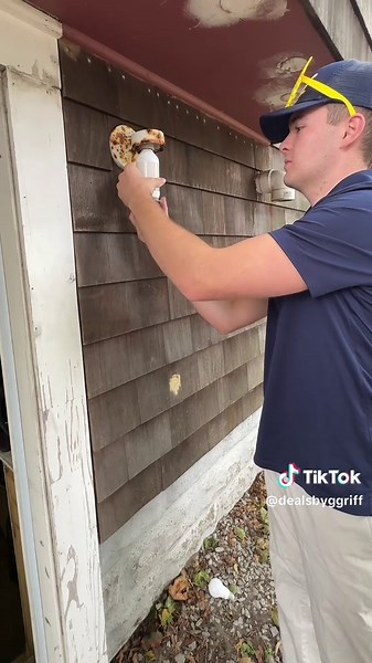 Easy Camera Setup Using Light Bulb