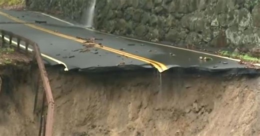 Flash flooding hits Northeast U.S., washing out roads and killing at least 1