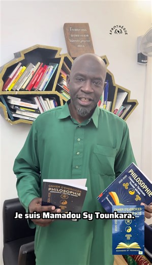 La philosophie est une école de liberté intellectuelle. Le Manuel de Philosophie Terminale ainsi que le cahier d’activité de Philosophie Terminale, proposent aux élèves un parcours rigoureux et progressif à travers les grandes questions philosophiques et les principaux courants de pensée, des origines de la philosophie aux débats contemporains. Conçu conformément aux exigences du programme, cet ouvrage articule clarté des notions, approche problématisée et ouverture culturelle. Il met en dialogu