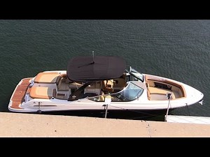 2014 Sea Ray 270 SLX Motor Boat - Exterior and Interior Walkaround - 2014 Montreal Boat Show