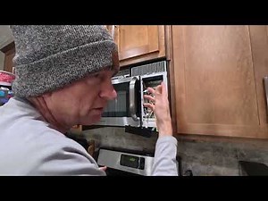 Frigidaire FFMV164LSA Trips The Breaker When Opening The Door Or When Pushing Start