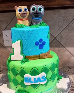 Who else wants a slice of this pup-tastic cake? 🎂 #PuppyDogPals 🎥: Crazy Custom Cakes | Disney Jr.