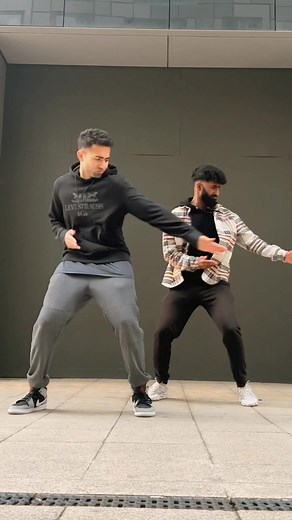 Stunning Diamond Jewelry Fashion Show | AKVibes