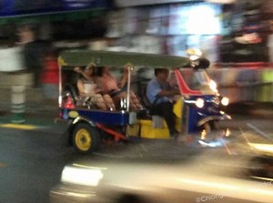 Chiang Mai Driving Tips - Driving in Thailand, it's dangerous but you can do it!