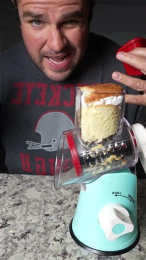 Making Twinkies from Bread and Whipped Cream #diy #food #hack