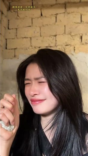 Relive the '80s: Thatched Cottage & Classic Bathroom Humor