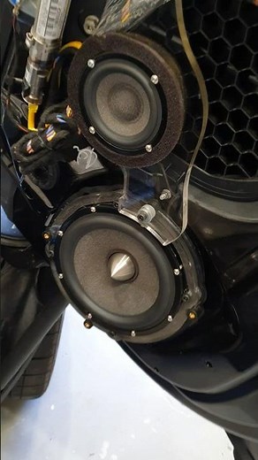 McLaren 720s high-end speaker system Brax Matrix - test 01