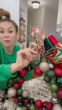 i transformed a wire hanger for christmas!