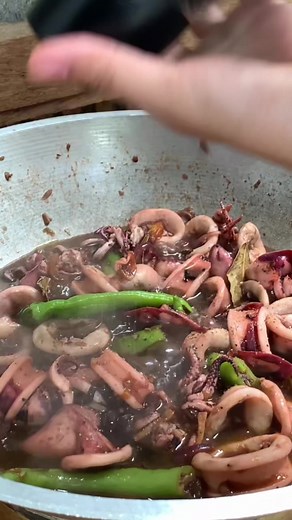 Spicy Adobong Pusit Recipe for a Delicious Lunch