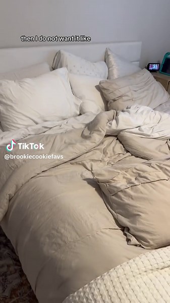 4 Piece Bedspread Set for Ultimate Bedroom Comfort