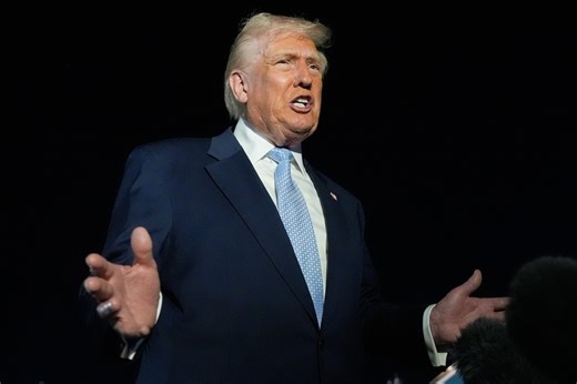 President Trump rallies crowd at Mount Airy Casino in the Poconos