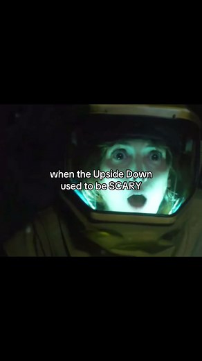 Season 1 & 2 upside down hit different🫣 #strangerthings #upsidedown #fyp