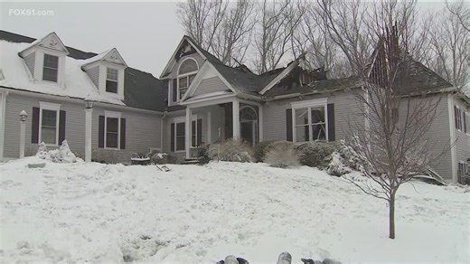 Fire destroys Avon home