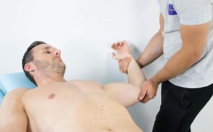 Prueba de rotación externa en supinación resistida | Lesiones del bíceps / SLAP